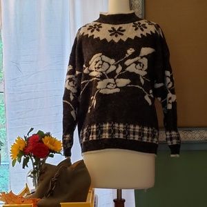 Oversize grey *Vintage* sweater with roses
